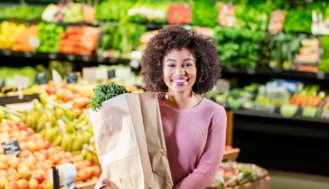 Miten yritykset käsittelevät ruokahävikkiä ja -jätettä?