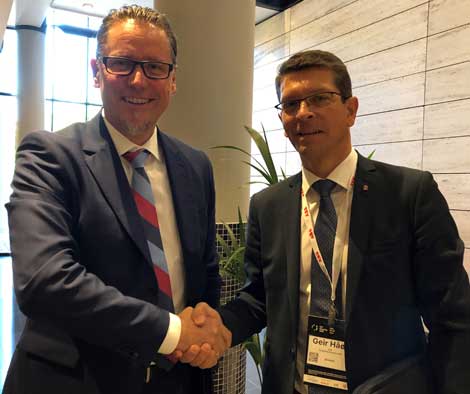 CEOs Remi Eriksen and Geir Håøy